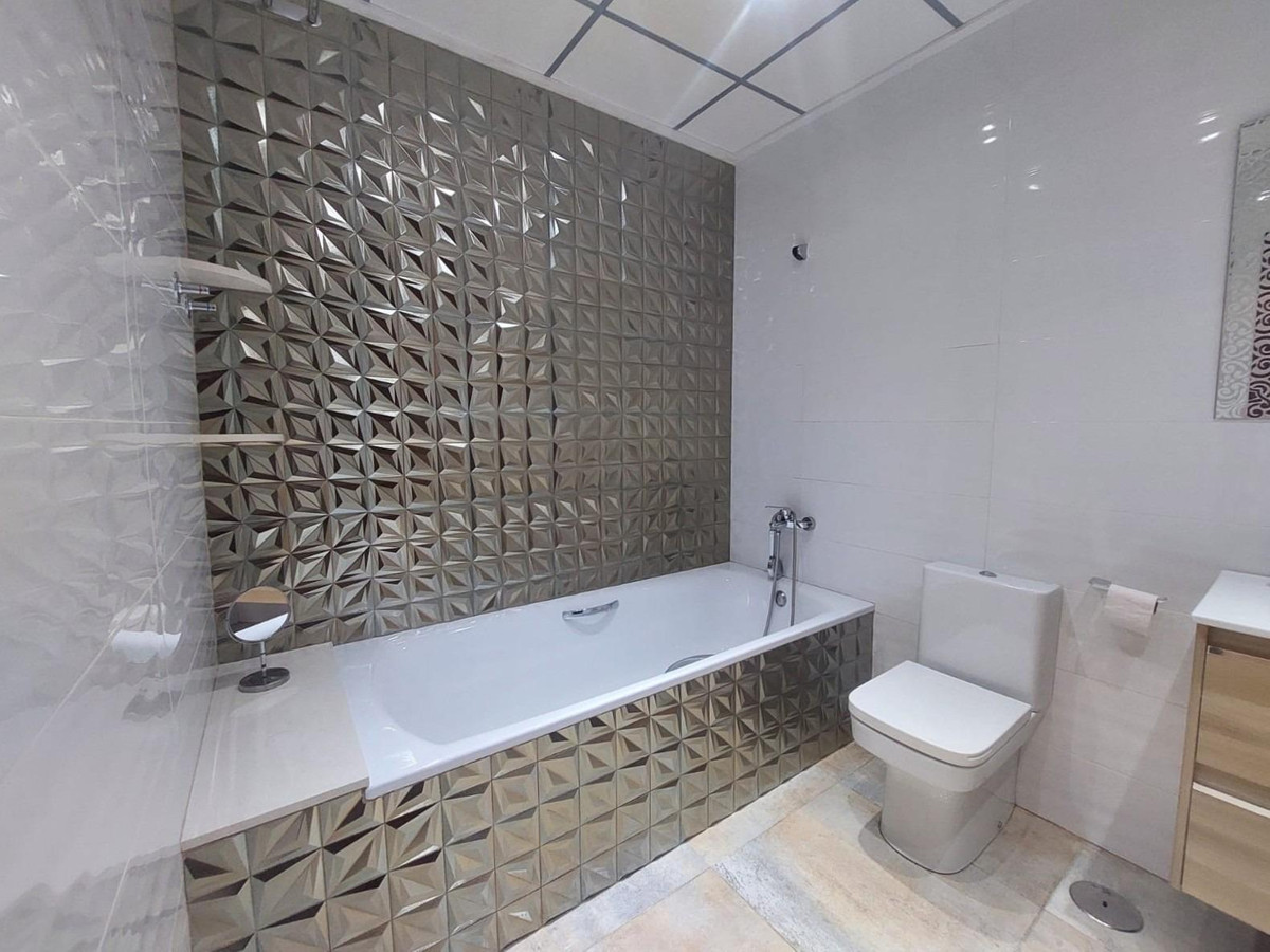 For sale - 3 Bedroom 2 Bathroom House - Detached Villa in Pilar de la Horadada - Torre de la Horadada  - Alicante