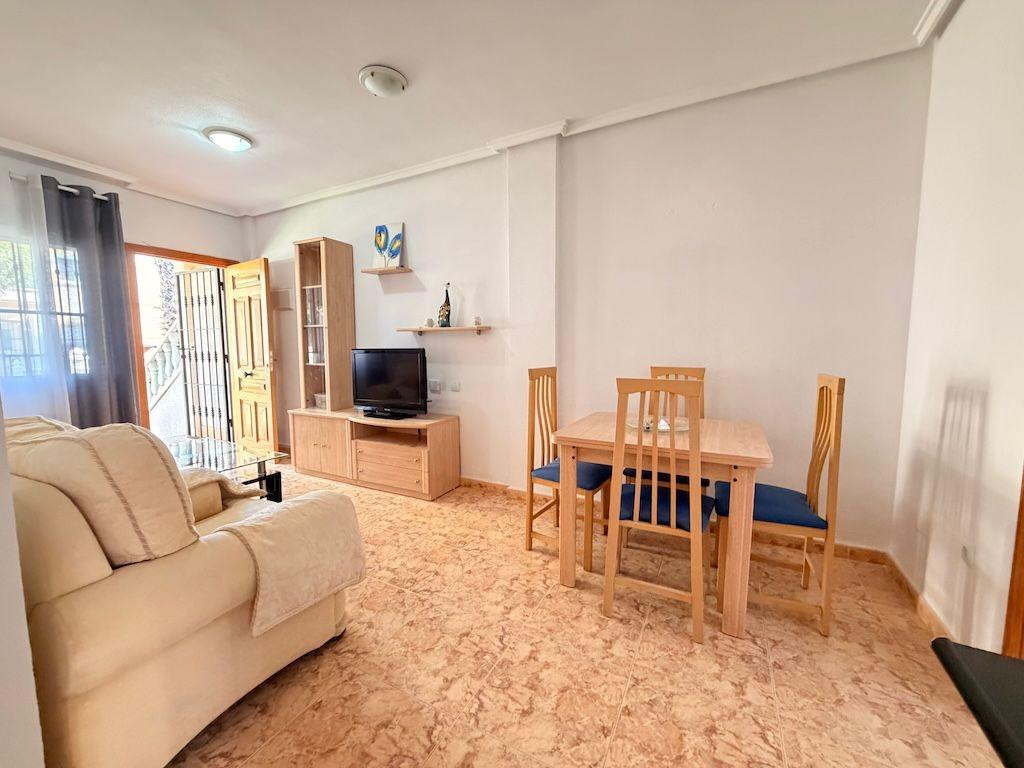 For sale - 2 Bedroom 1 Bathroom House - Bungalow in Orihuela - Orihuela Costa  - Alicante