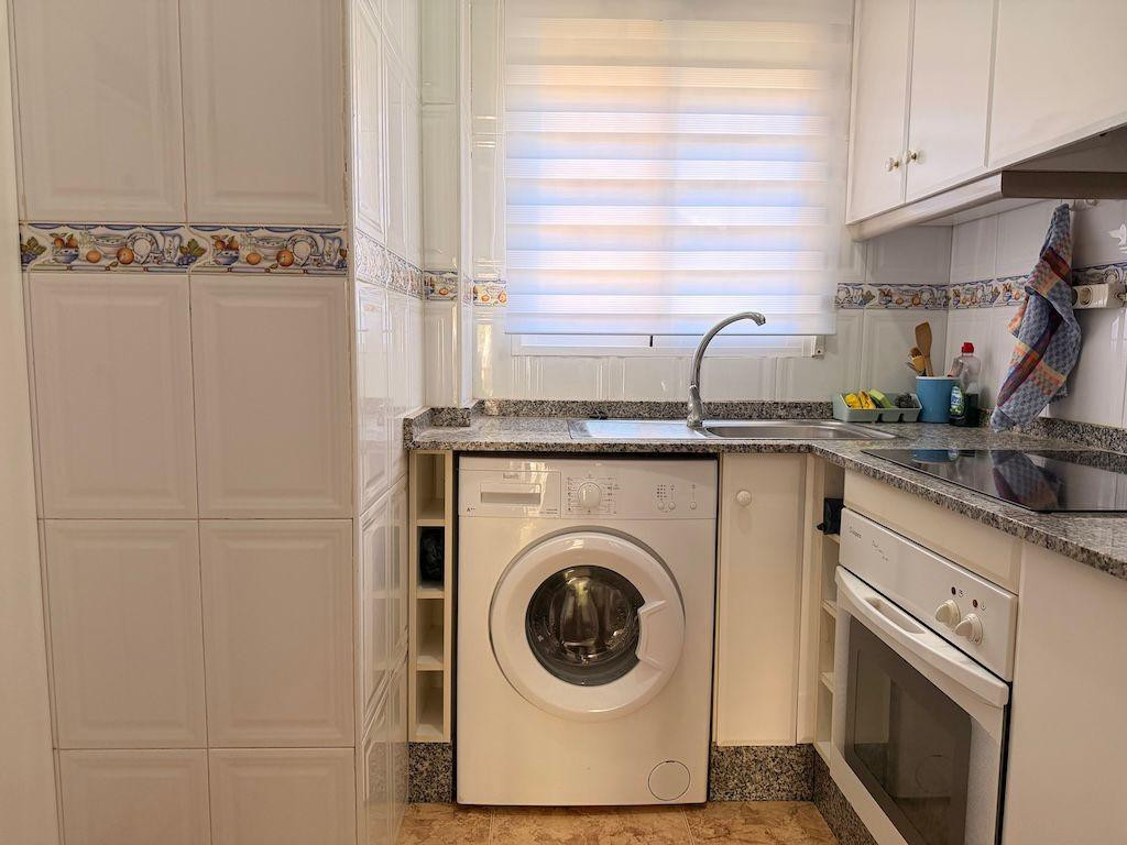 For sale - 2 Bedroom 1 Bathroom House - Bungalow in Orihuela - Orihuela Costa  - Alicante