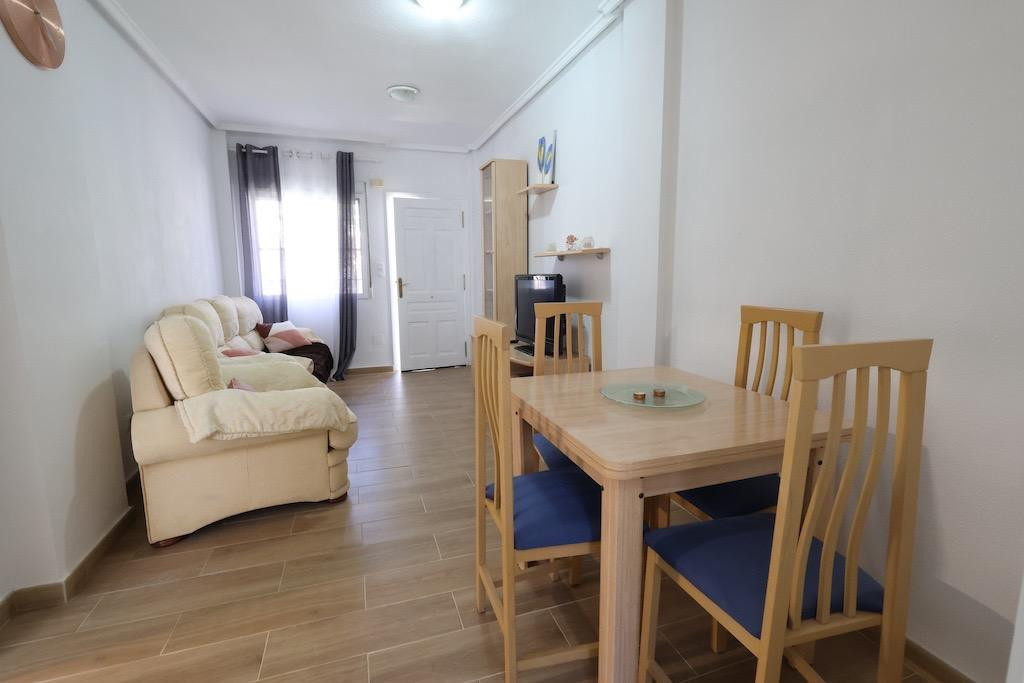 For sale - 2 Bedroom 1 Bathroom House - Bungalow in Orihuela - Orihuela Costa  - Alicante