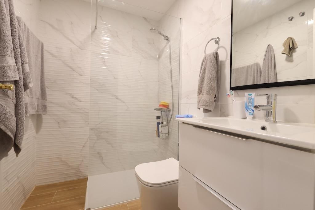For sale - 2 Bedroom 1 Bathroom House - Bungalow in Orihuela - Orihuela Costa  - Alicante