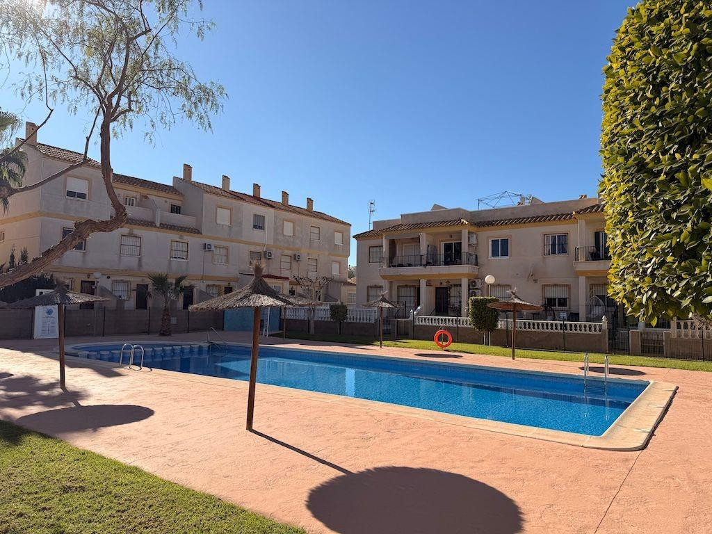 For sale - 2 Bedroom 1 Bathroom House - Bungalow in Orihuela - Orihuela Costa  - Alicante
