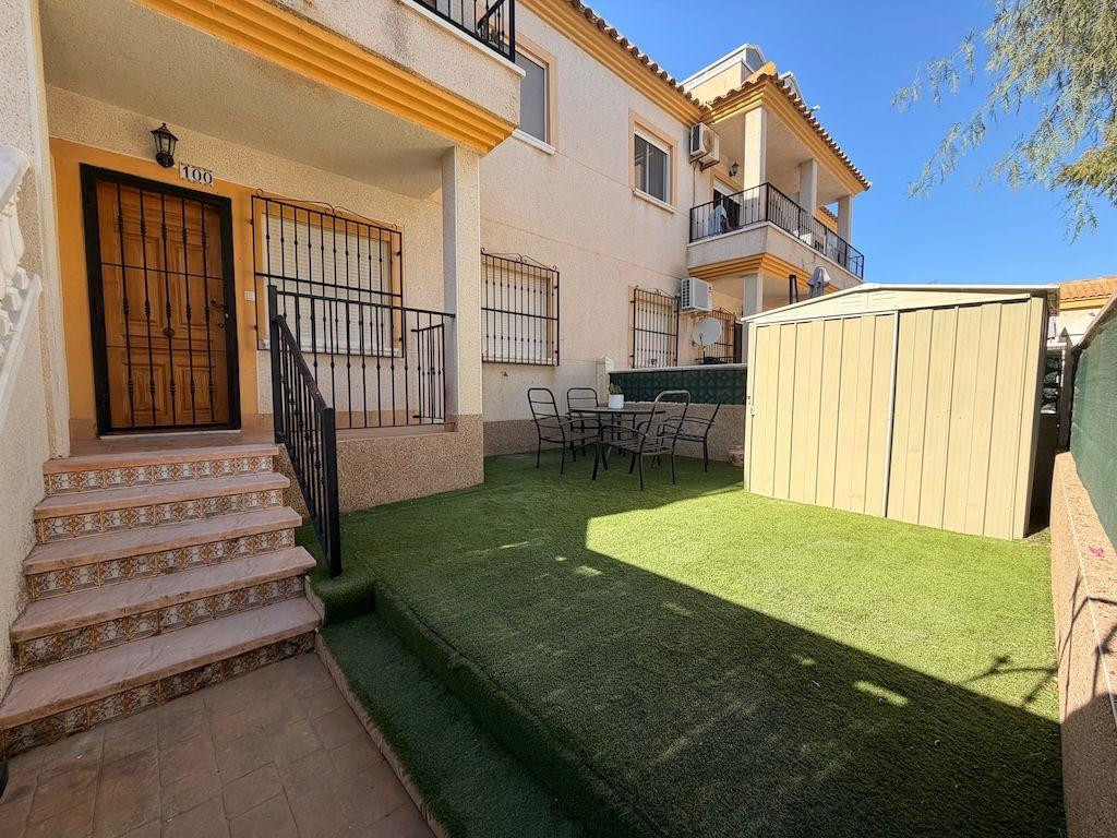 For sale - 2 Bedroom 1 Bathroom House - Bungalow in Orihuela - Orihuela Costa  - Alicante