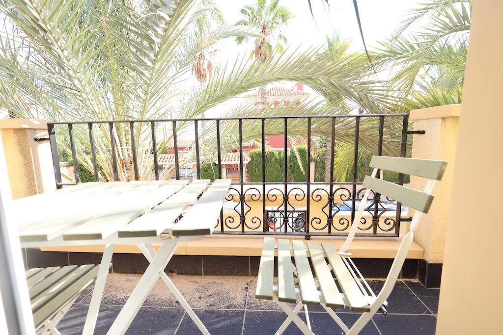 For sale - 4 Bedroom 3 Bathroom House - Detached Villa in Orihuela - Cabo Roig  - Alicante