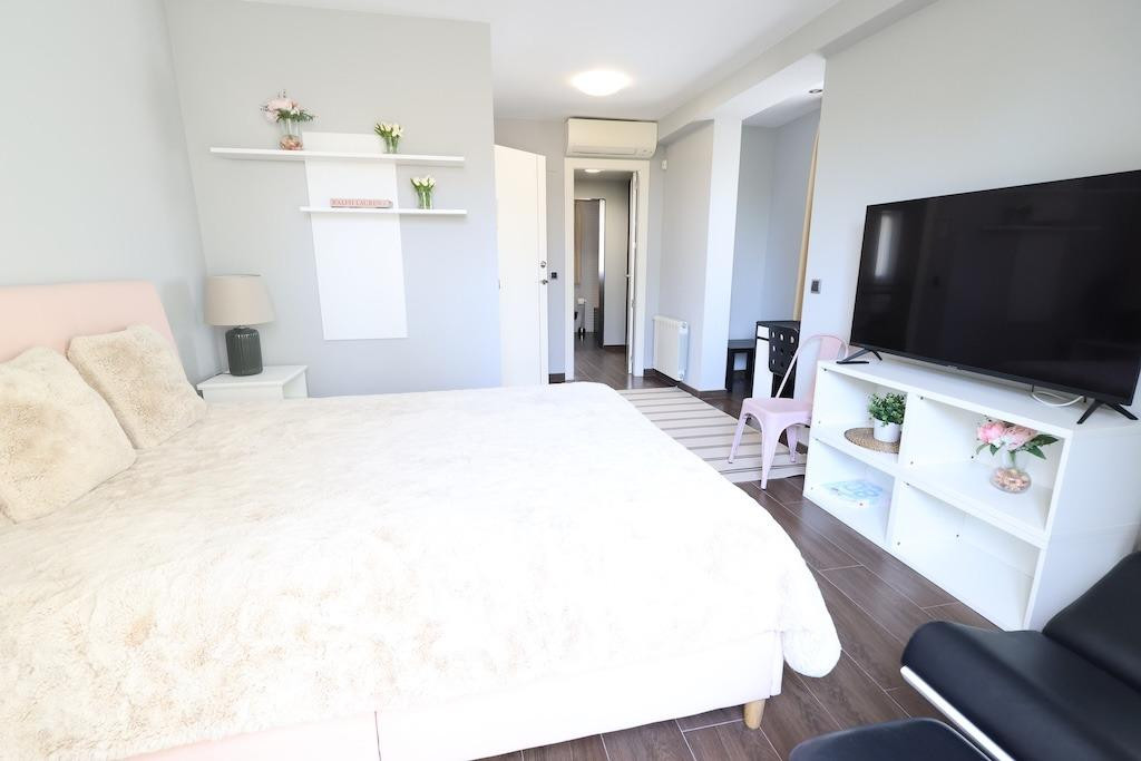 For sale - 4 Bedroom 3 Bathroom House - Detached Villa in Orihuela - Cabo Roig  - Alicante