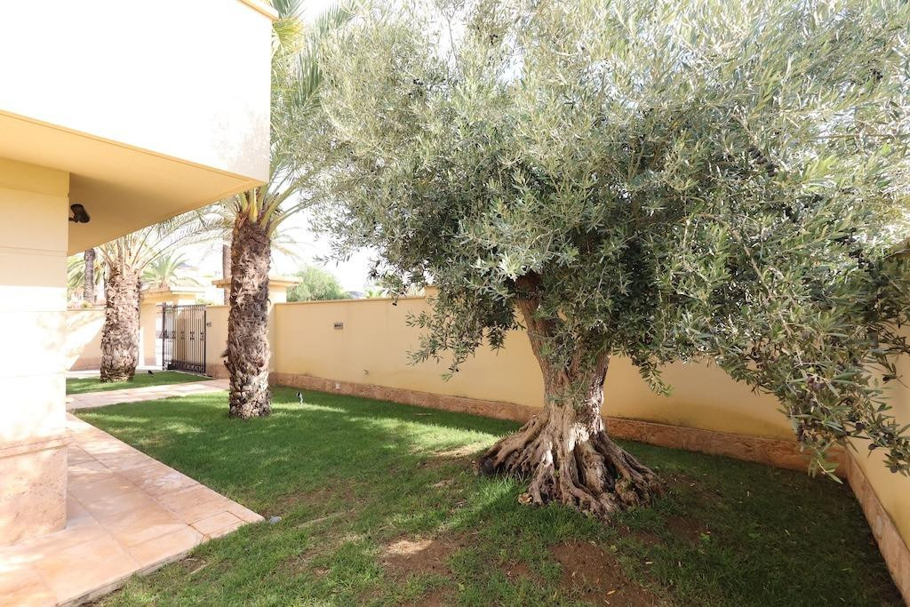 For sale - 4 Bedroom 3 Bathroom House - Detached Villa in Orihuela - Cabo Roig  - Alicante