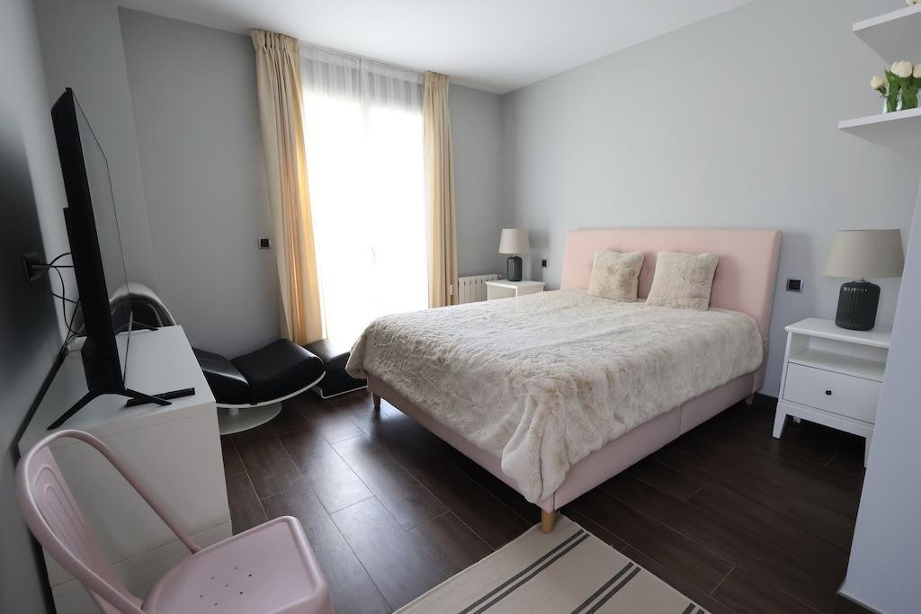 For sale - 4 Bedroom 3 Bathroom House - Detached Villa in Orihuela - Cabo Roig  - Alicante