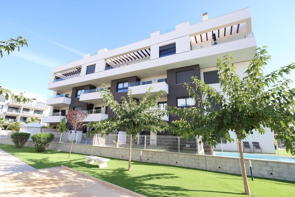 2 Bedroom 2 Bathroom Apartment - Middle Floor Apartment in Orihuela