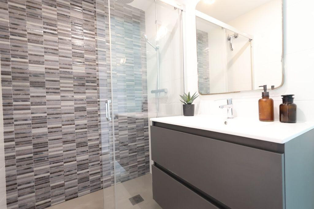 For sale - 2 Bedroom 2 Bathroom House - Bungalow in Pilar de la Horadada - Pilar de la Horadada Centro  - Alicante