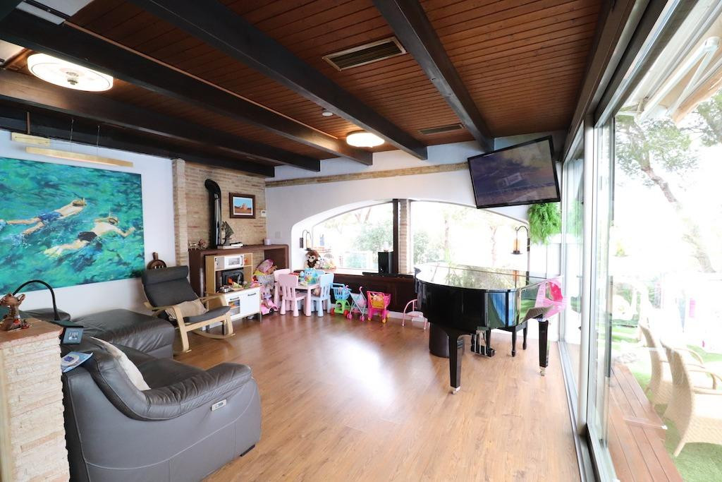 For sale - 3 Bedroom 3 Bathroom House - Detached Villa in Orihuela - Orihuela Costa  - Alicante