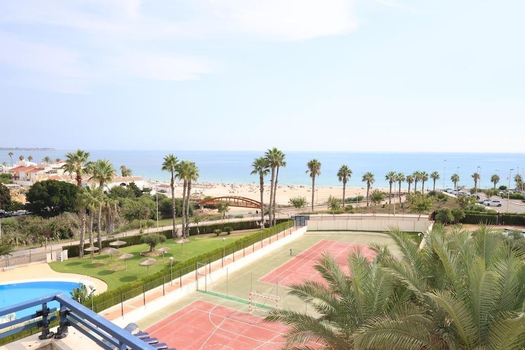 For sale - 3 Bedroom 2 Bathroom Apartment - Penthouse in Orihuela - Mil Palmeras  - Alicante