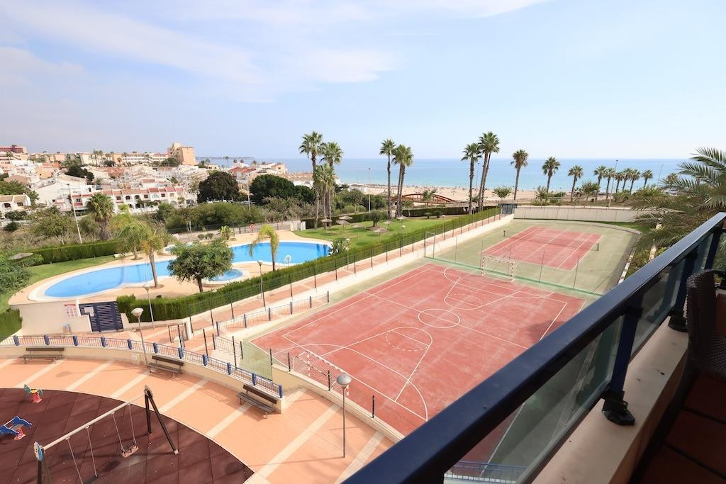 For sale - 3 Bedroom 2 Bathroom Apartment - Penthouse in Orihuela - Mil Palmeras  - Alicante