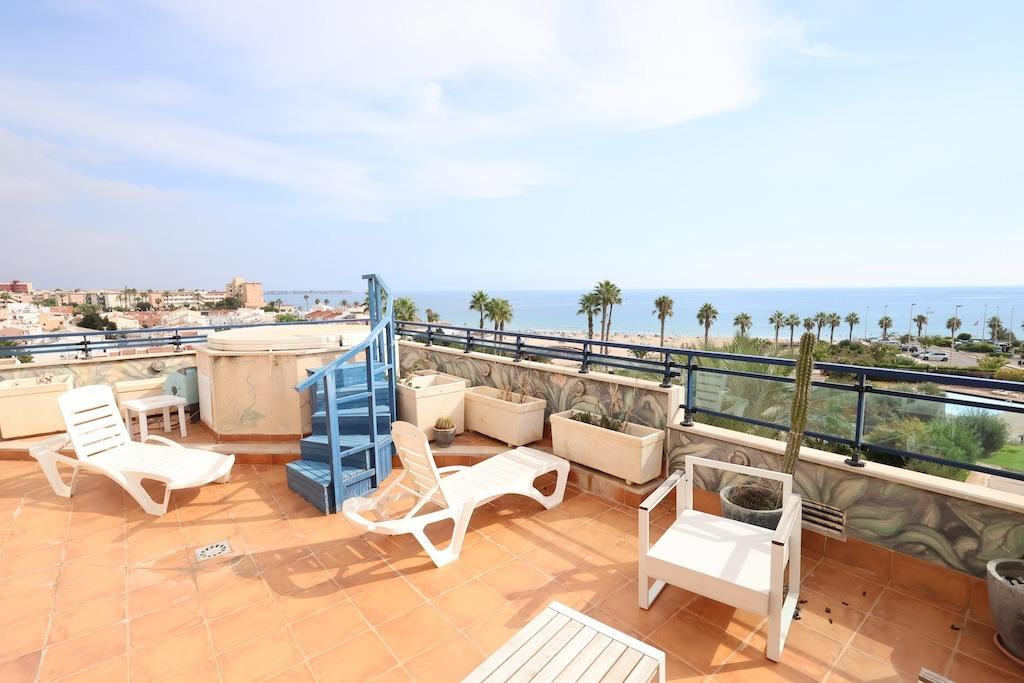 For sale - 3 Bedroom 2 Bathroom Apartment - Penthouse in Orihuela - Mil Palmeras  - Alicante