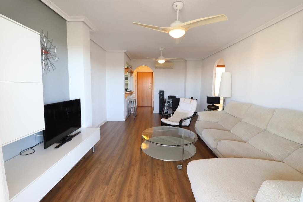 For sale - 2 Bedroom 2 Bathroom Apartment - Penthouse in Orihuela - Mil Palmeras  - Alicante