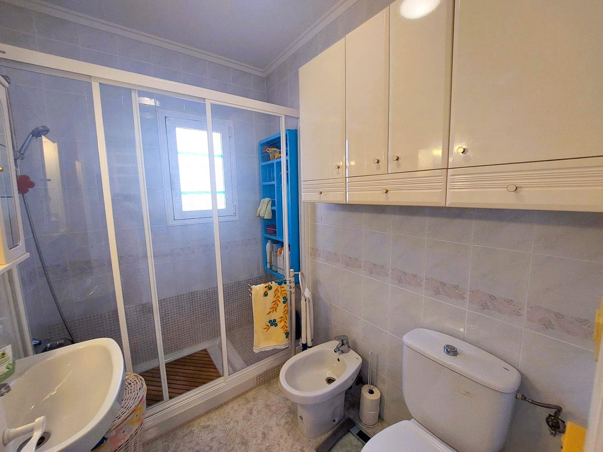 For sale - 2 Bedroom 1 Bathroom apartment in Playa Flamenca  - Playa Flamenca  - Alicante