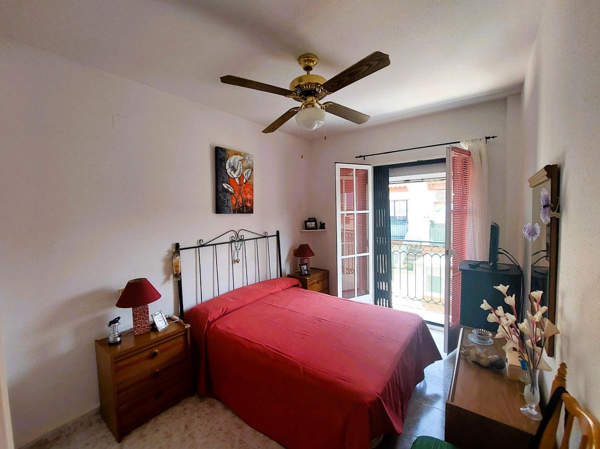 For sale - 2 Bedroom 1 Bathroom House - Penthouse in Playa Flamenca - Playa Flamenca  - Alicante