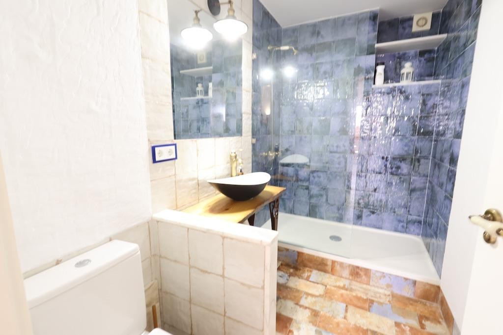 For sale - 4 Bedroom 3 Bathroom House - Detached Villa in Orihuela - Villamartin  - Alicante