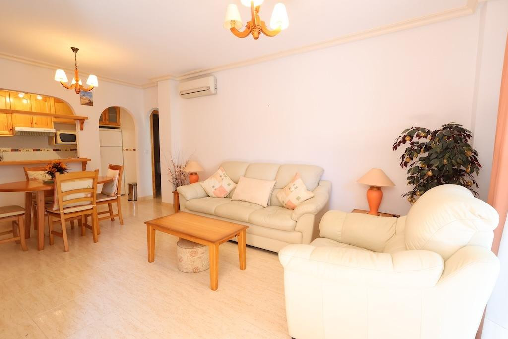 For sale - 2 Bedroom 2 Bathroom House - Bungalow in Orihuela - Punta Prima  - Alicante