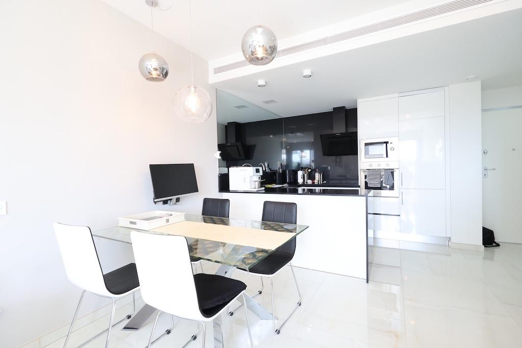 For sale - 2 Bedroom 2 Bathroom Apartment - Middle Floor Apartment in Orihuela - Orihuela Costa  - Alicante
