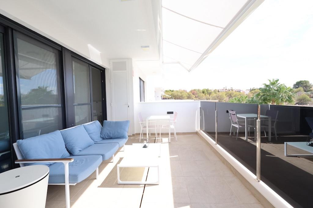 For sale - 2 Bedroom 2 Bathroom Apartment - Middle Floor Apartment in Orihuela - Orihuela Costa  - Alicante