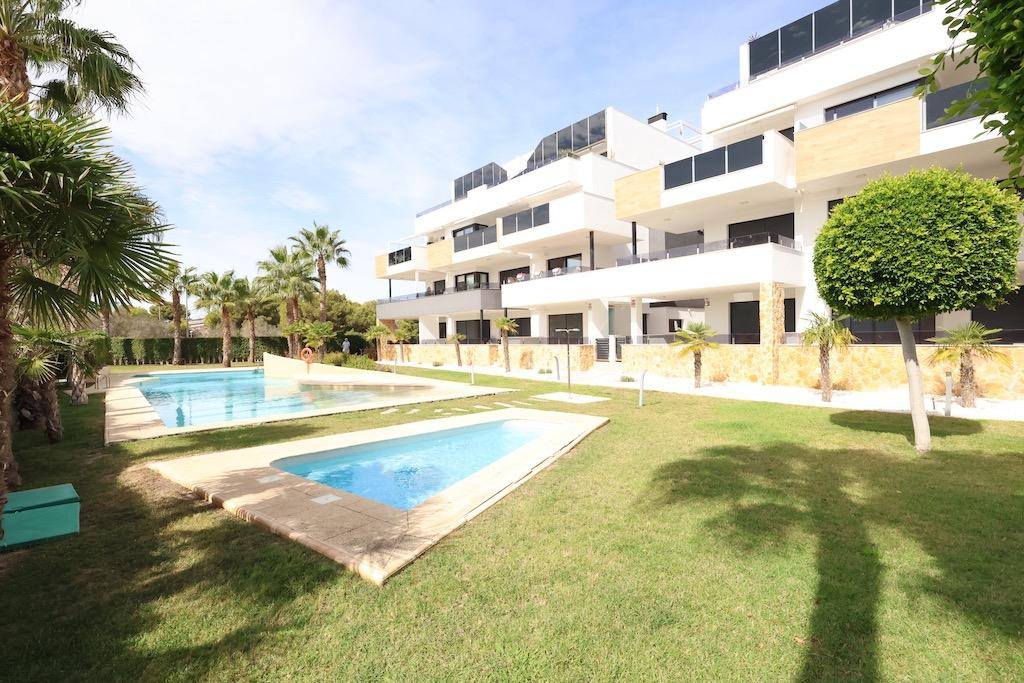 For sale - 2 Bedroom 2 Bathroom Apartment - Ground Floor Apartment in Orihuela - Orihuela Costa  - Alicante