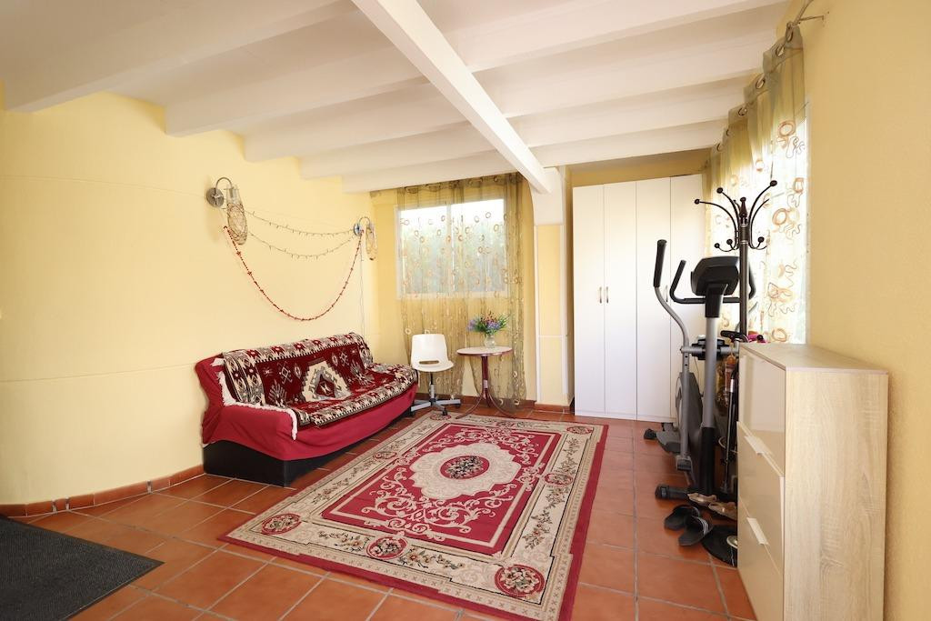 For sale - 4 Bedroom 3 Bathroom Detached Villa in Playa Flamenca - Playa Flamenca  - Alicante