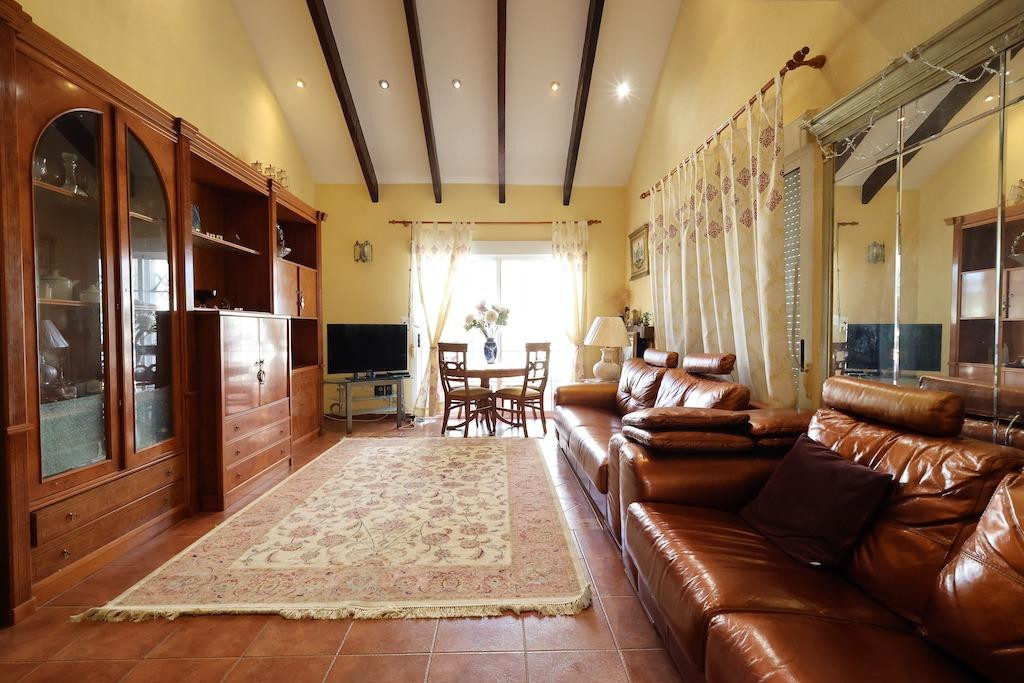 For sale - 4 Bedroom 3 Bathroom House - Detached Villa in Orihuela - Playa Flamenca  - Alicante