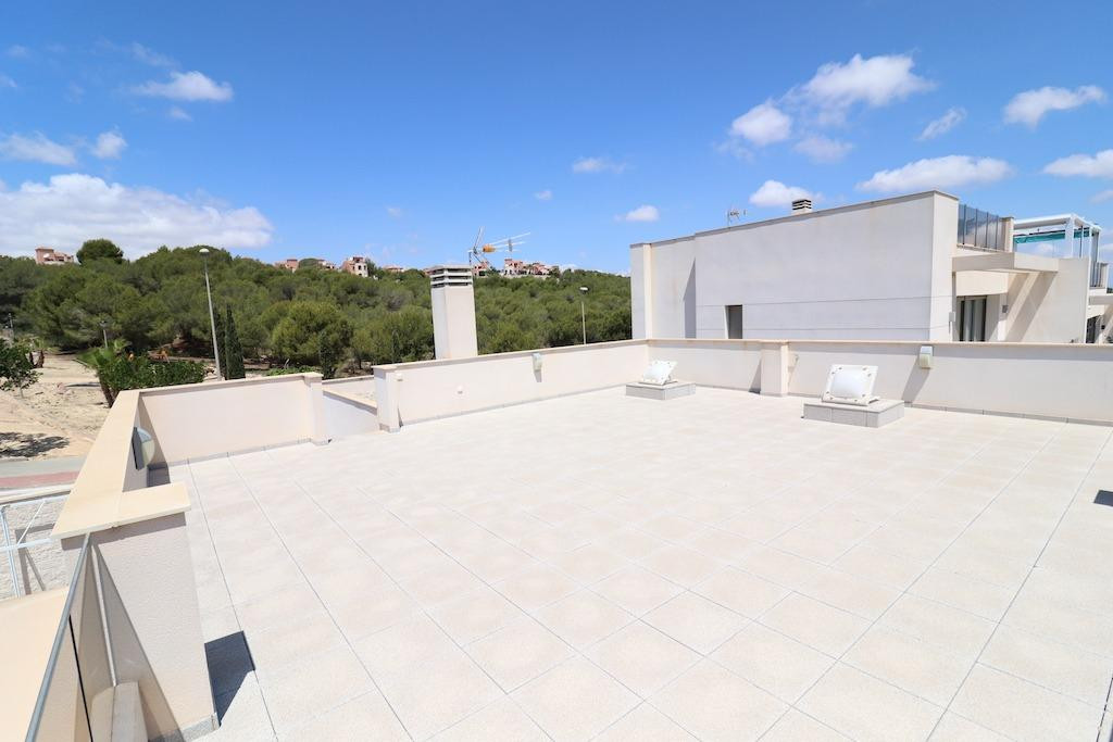 For sale - 3 Bedroom 2 Bathroom House - Detached Villa in San Miguel de Salinas - San Miguel de Salinas Centro  - Alicante