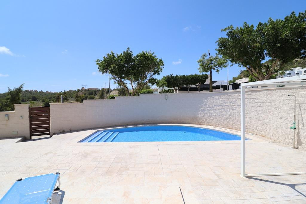 For sale - 3 Bedroom 2 Bathroom House - Detached Villa in San Miguel de Salinas - San Miguel de Salinas Centro  - Alicante