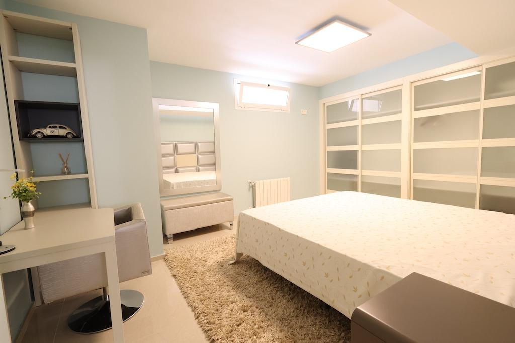 For sale - 5 Bedroom 4 Bathroom House - Detached Villa in Rojales - Ciudad Quesada  - Alicante