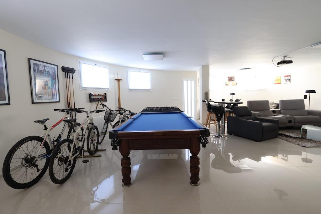 For sale - 5 Bedroom 4 Bathroom House - Detached Villa in Rojales - Ciudad Quesada  - Alicante