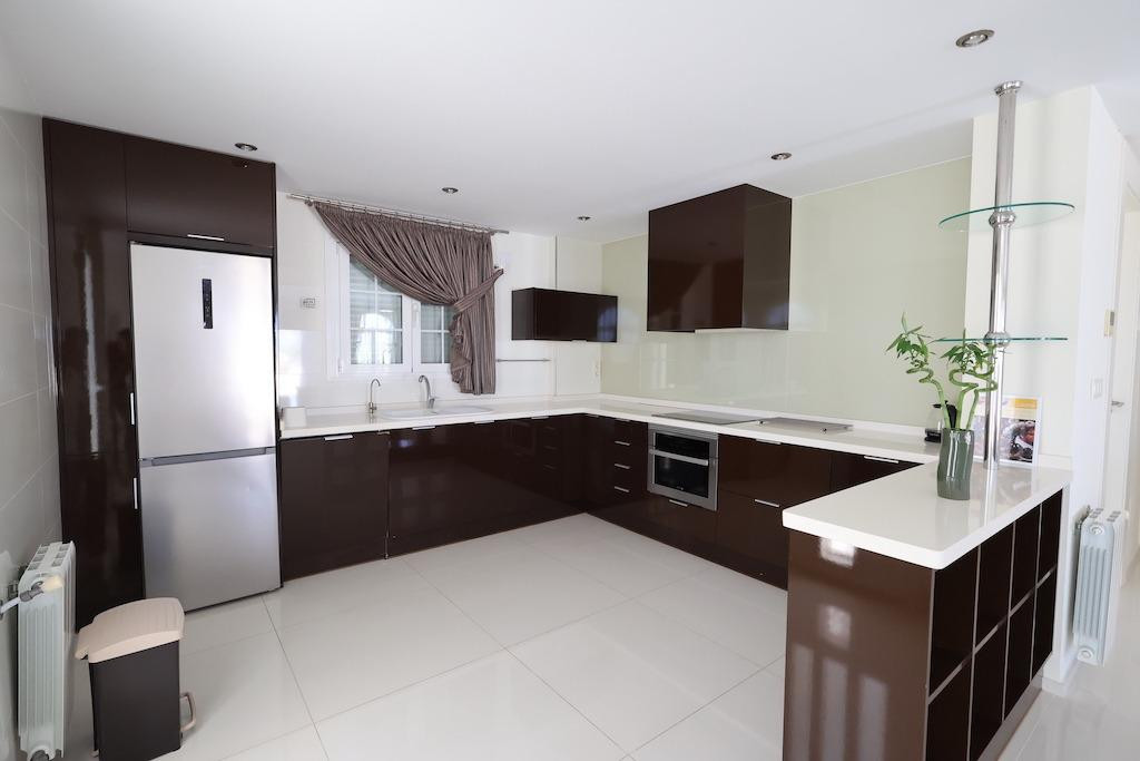 For sale - 5 Bedroom 4 Bathroom House - Detached Villa in Rojales - Ciudad Quesada  - Alicante