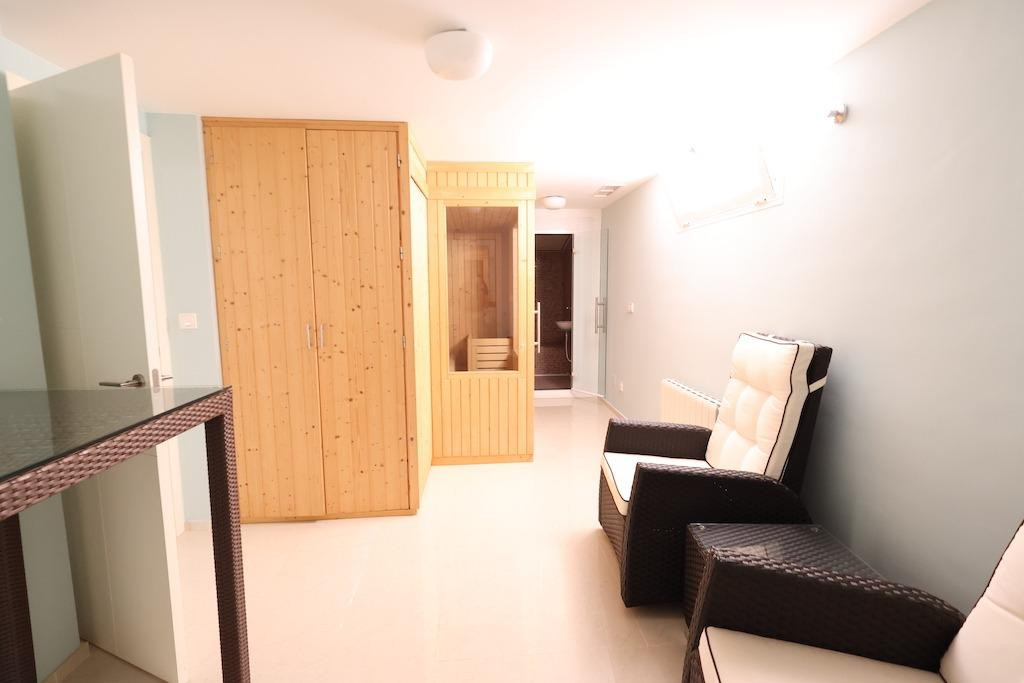 For sale - 5 Bedroom 4 Bathroom House - Detached Villa in Rojales - Ciudad Quesada  - Alicante