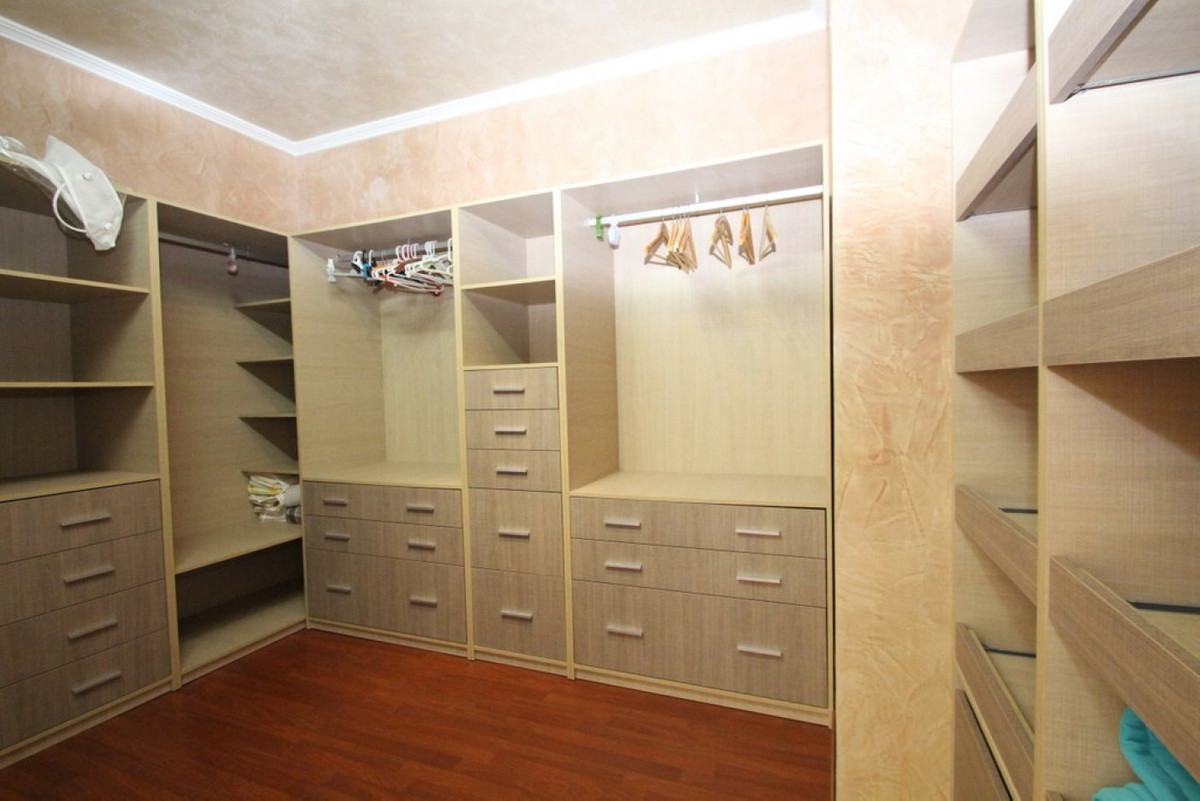 For sale - 5 Bedroom 5 Bathroom House - Detached Villa in Orihuela - Cabo Roig  - Alicante