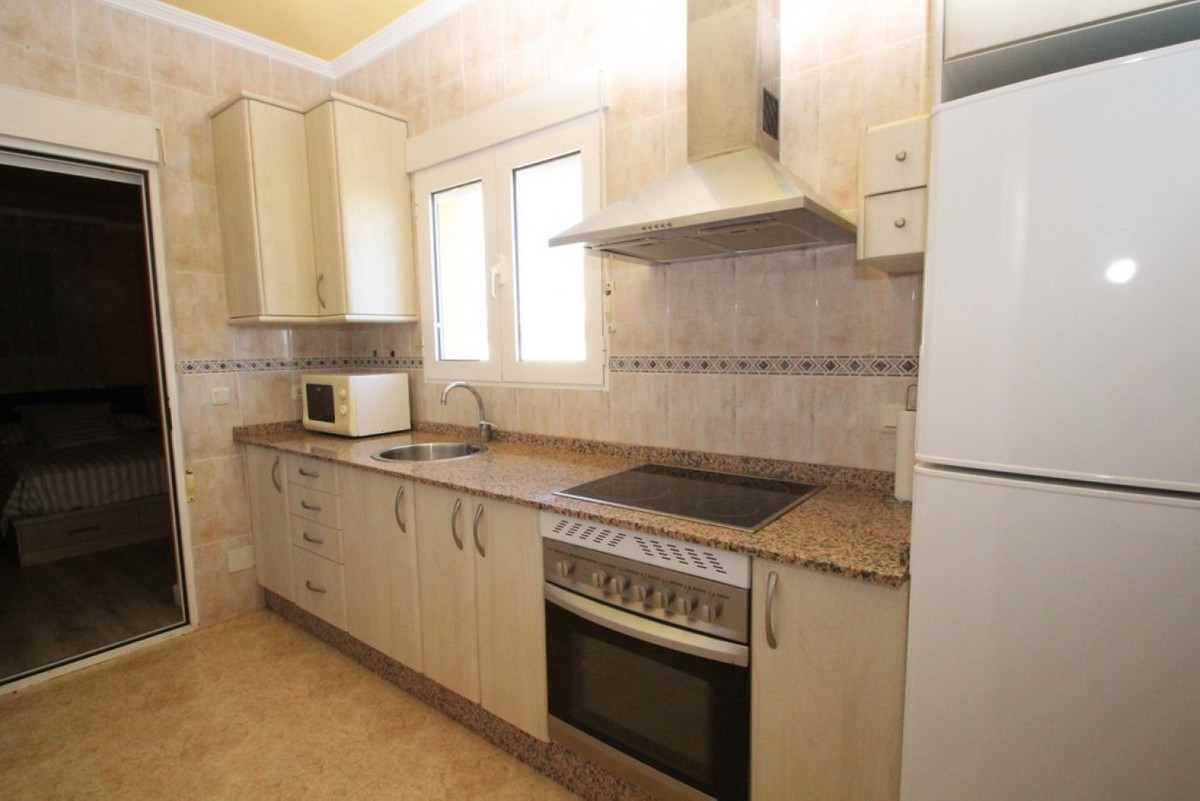 For sale - 5 Bedroom 5 Bathroom House - Detached Villa in Orihuela - Cabo Roig  - Alicante