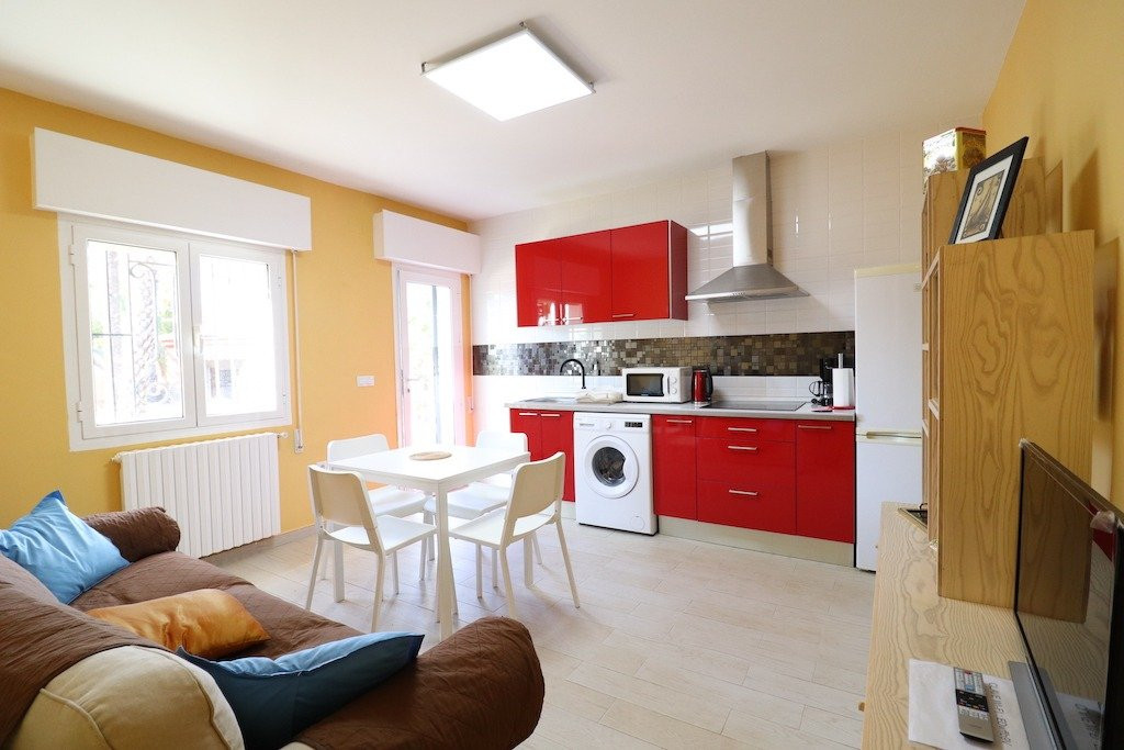 For sale - 5 Bedroom 3 Bathroom House - Detached Villa in Torrevieja - El Chaparral  - Alicante