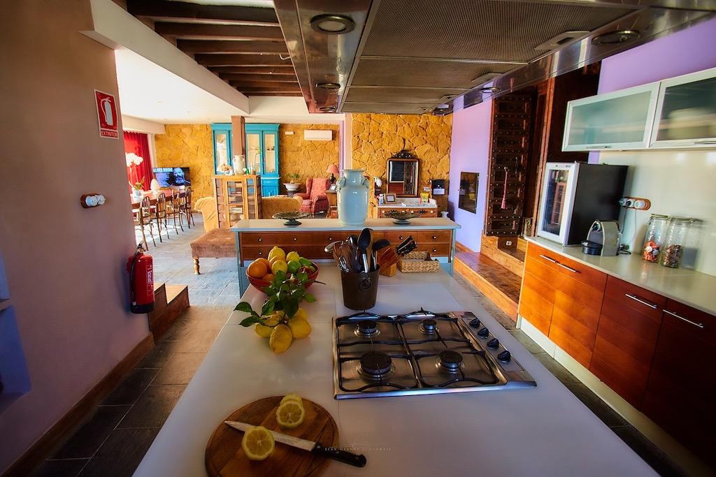 For sale - 4 Bedroom 3 Bathroom House - Finca - Cortijo in Orihuela - Torremendo  - Alicante