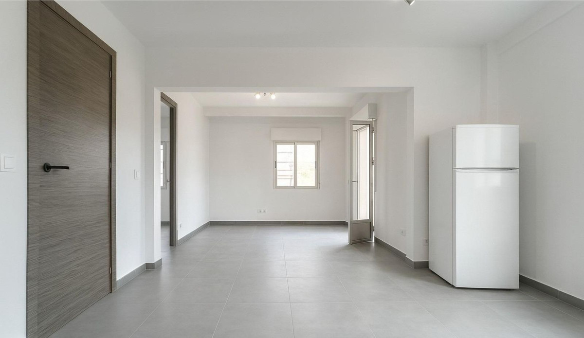 For sale - 2 Bedroom 1 Bathroom Apartment - Middle Floor Apartment in Pilar de la Horadada - Torre de la Horadada  - Alicante