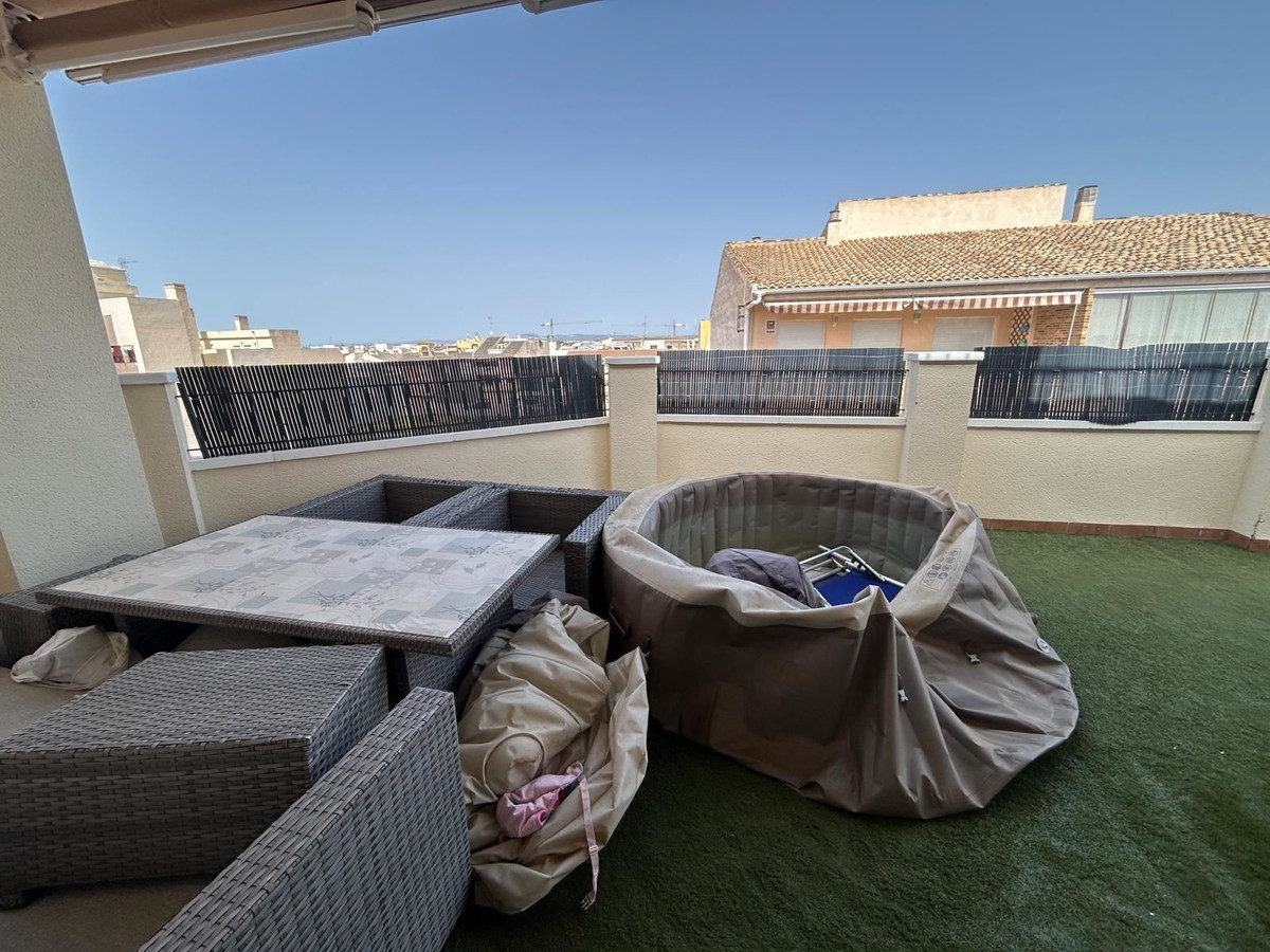 For sale - 3 Bedroom 2 Bathroom Apartment - Top Floor Apartment in San Pedro del Pinatar - Lo Pagan  - Murcia