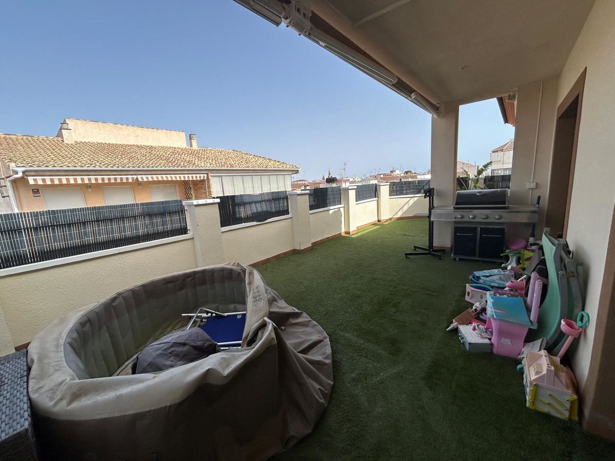 For sale - 3 Bedroom 2 Bathroom Apartment - Top Floor Apartment in San Pedro del Pinatar - Lo Pagan  - Murcia