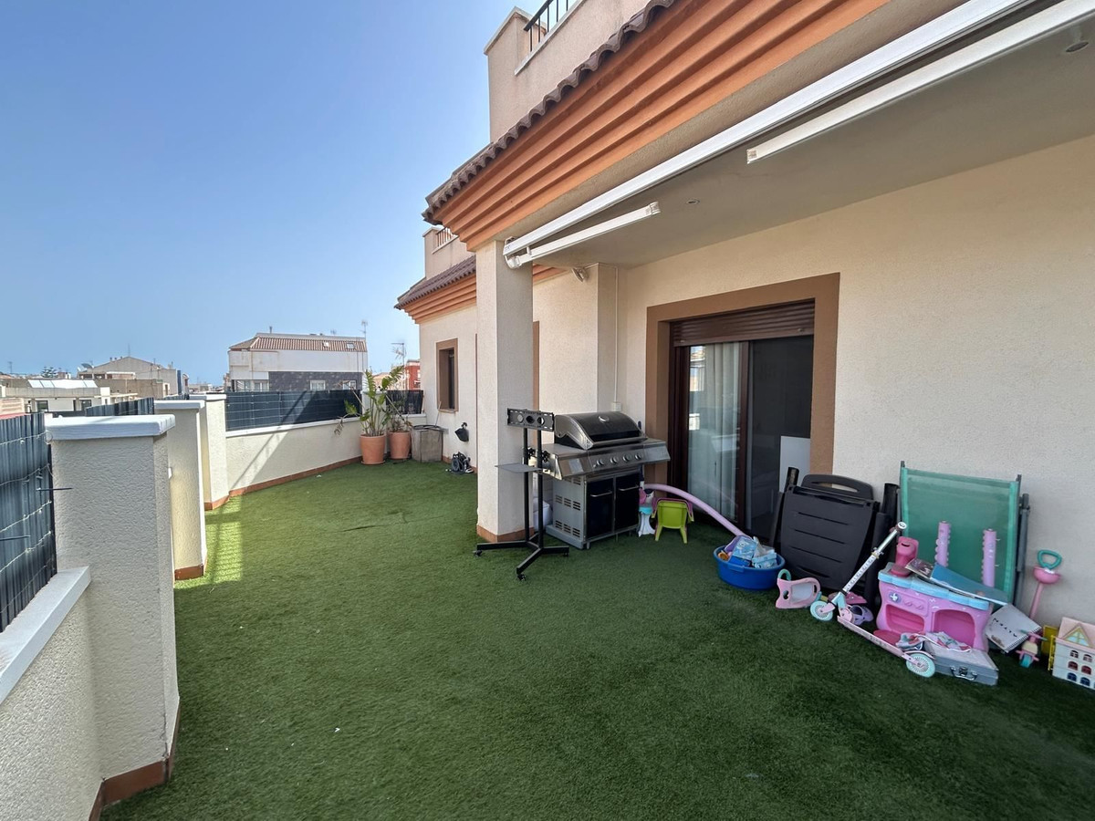For sale - 3 Bedroom 2 Bathroom Apartment - Top Floor Apartment in San Pedro del Pinatar - Lo Pagan  - Murcia