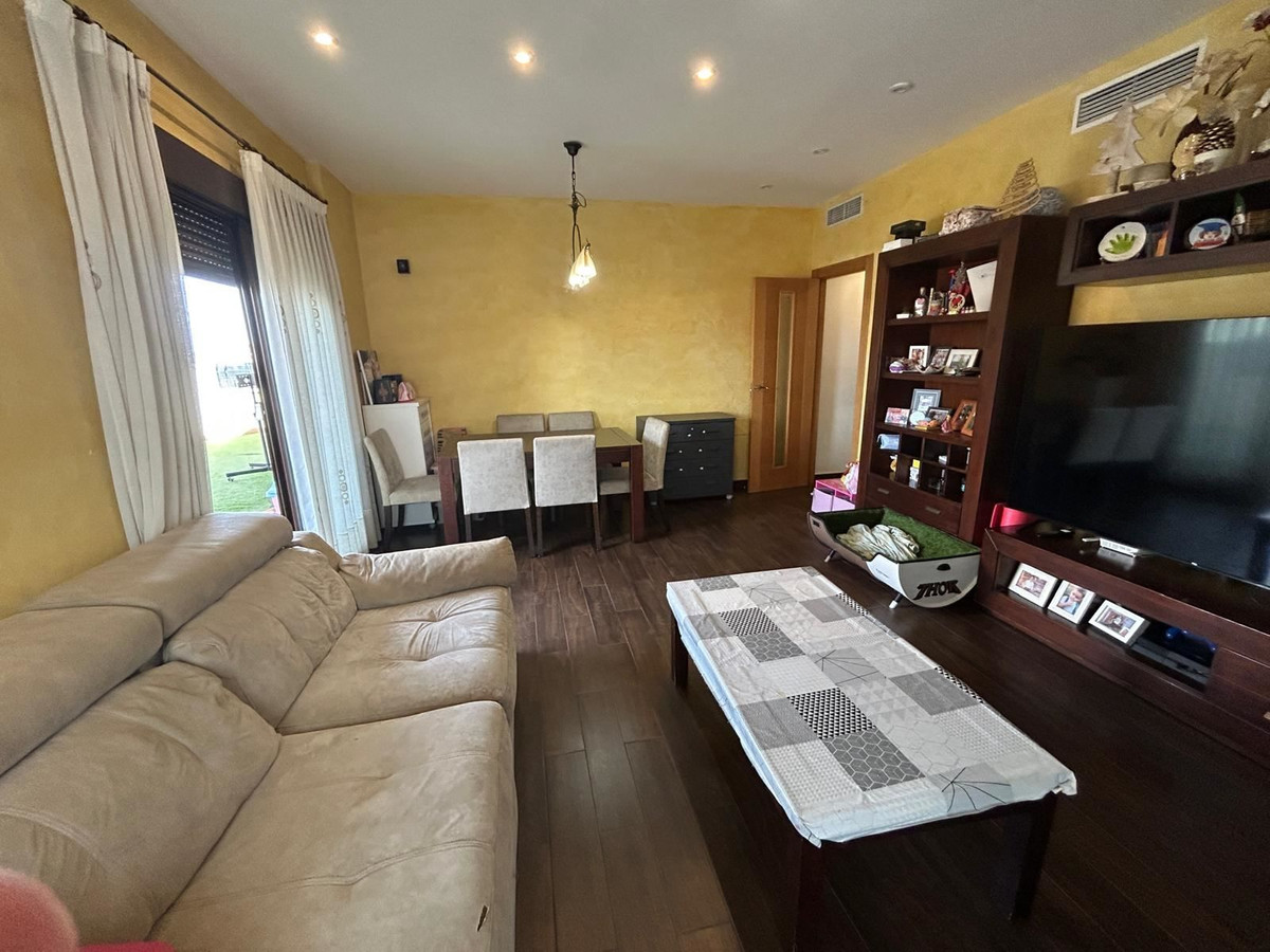 For sale - 3 Bedroom 2 Bathroom Apartment - Top Floor Apartment in San Pedro del Pinatar - Lo Pagan  - Murcia