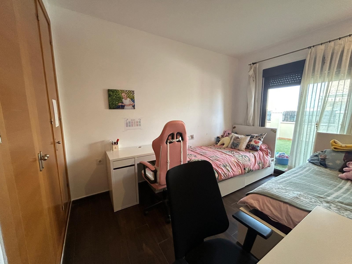 For sale - 3 Bedroom 2 Bathroom Apartment - Top Floor Apartment in San Pedro del Pinatar - Lo Pagan  - Murcia