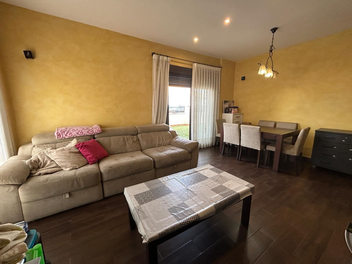 For sale - 3 Bedroom 2 Bathroom Apartment - Top Floor Apartment in San Pedro del Pinatar - Lo Pagan  - Murcia
