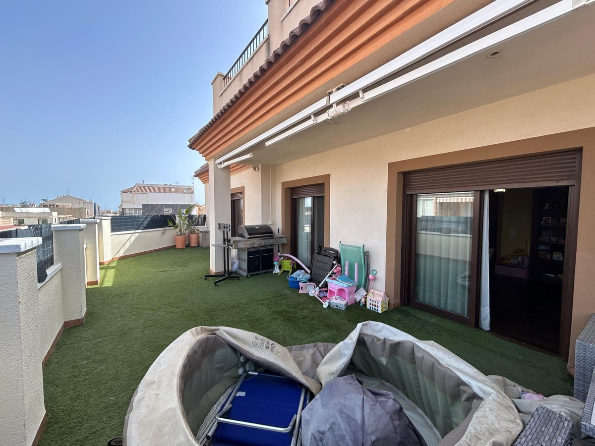 For sale - 3 Bedroom 2 Bathroom Apartment - Top Floor Apartment in San Pedro del Pinatar - Lo Pagan  - Murcia