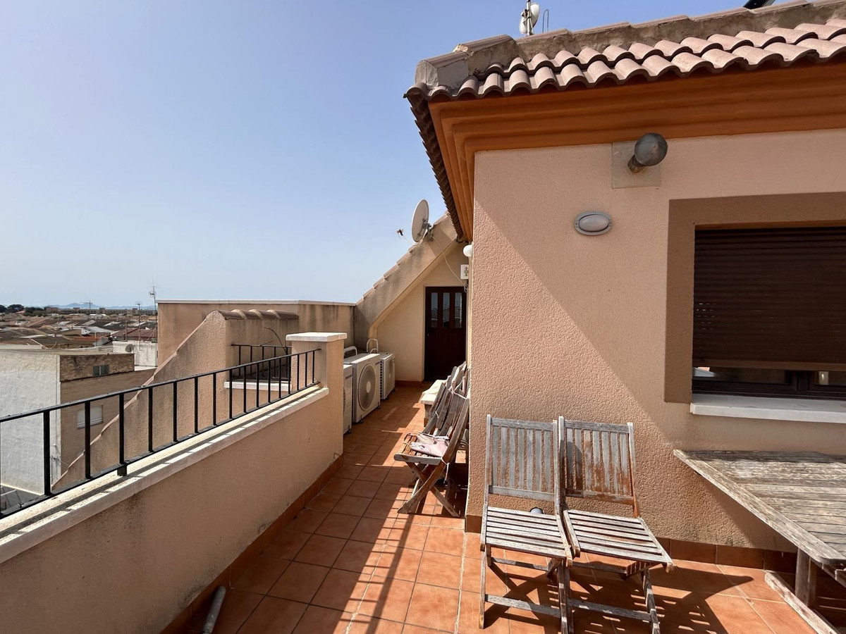 For sale - 3 Bedroom 2 Bathroom Apartment - Top Floor Apartment in San Pedro del Pinatar - Lo Pagan  - Murcia