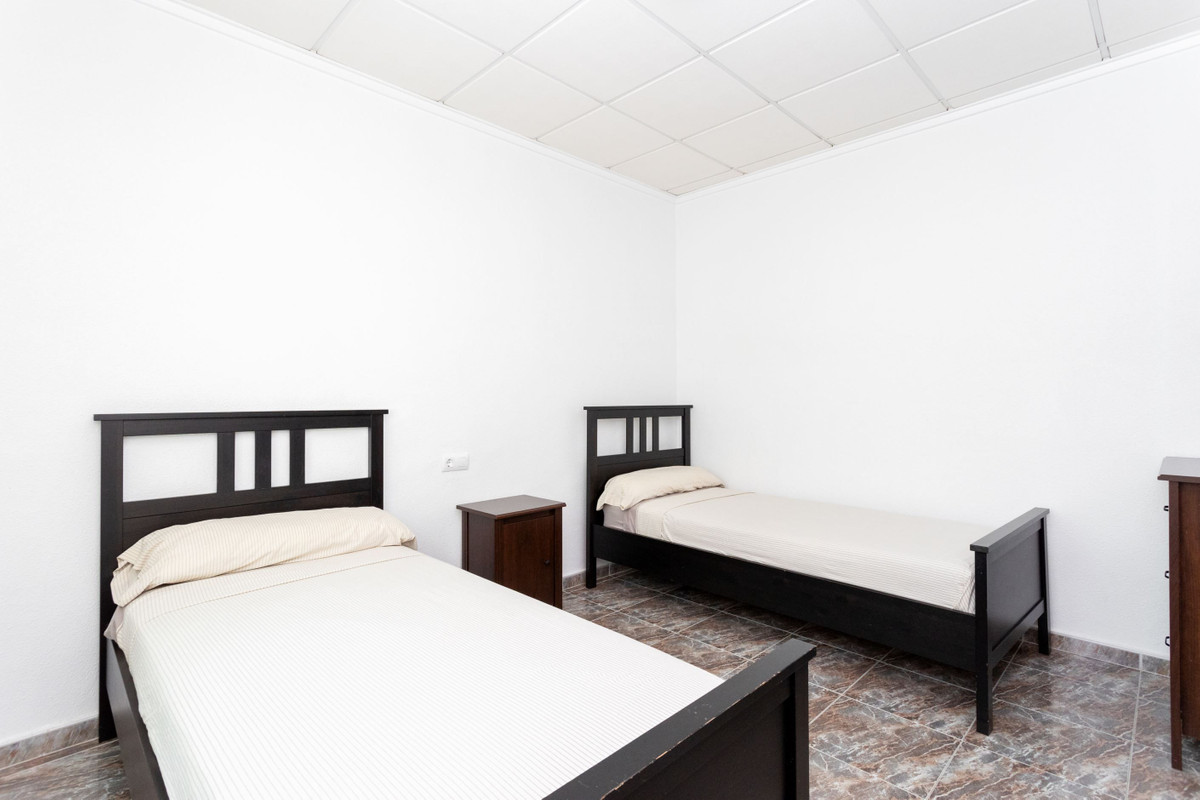 For sale - 4 Bedroom 3 Bathroom House - Townhouse in Los Montesinos - Los Montesinos Centro  - Alicante