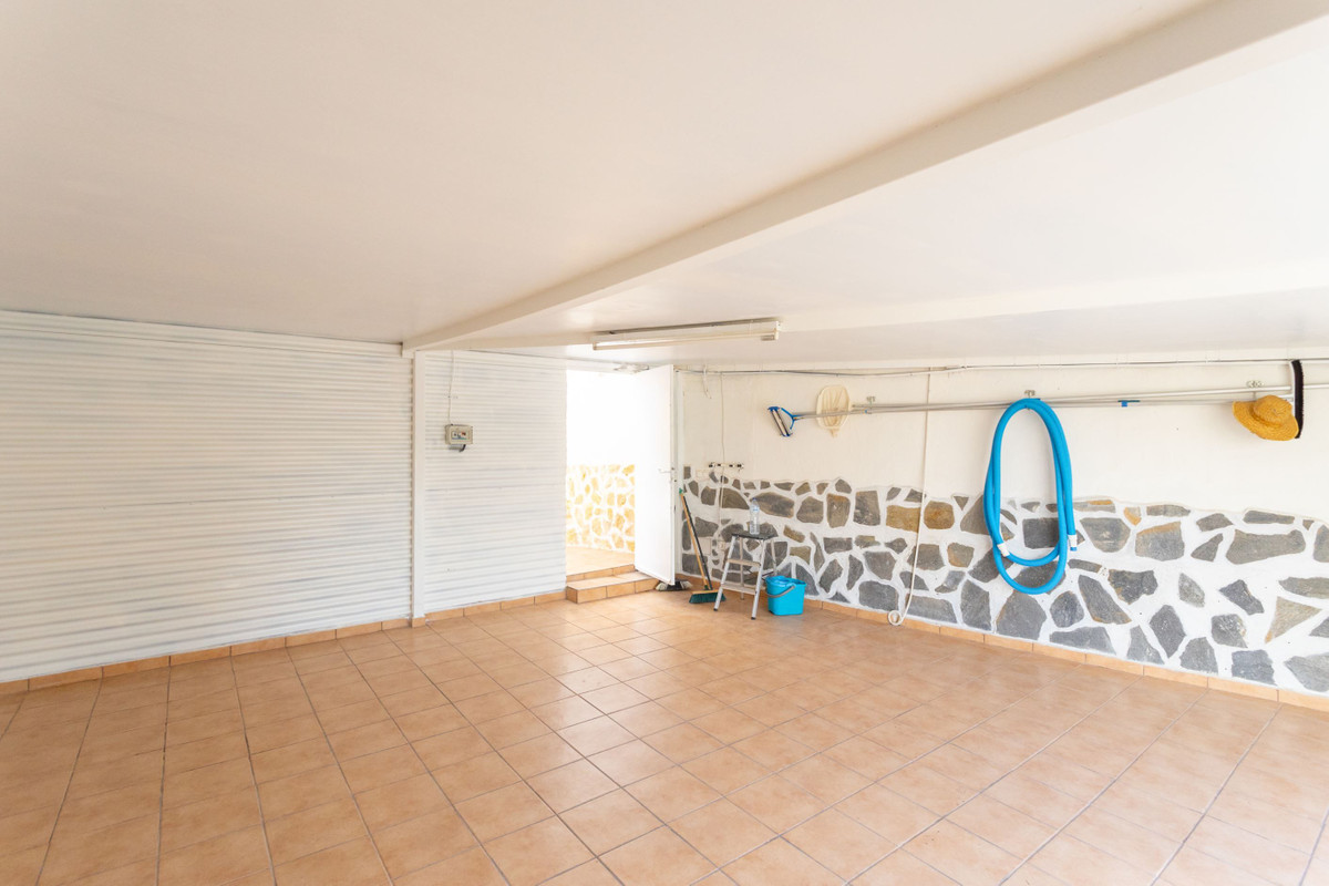 For sale - 4 Bedroom 3 Bathroom House - Townhouse in Los Montesinos - Los Montesinos Centro  - Alicante