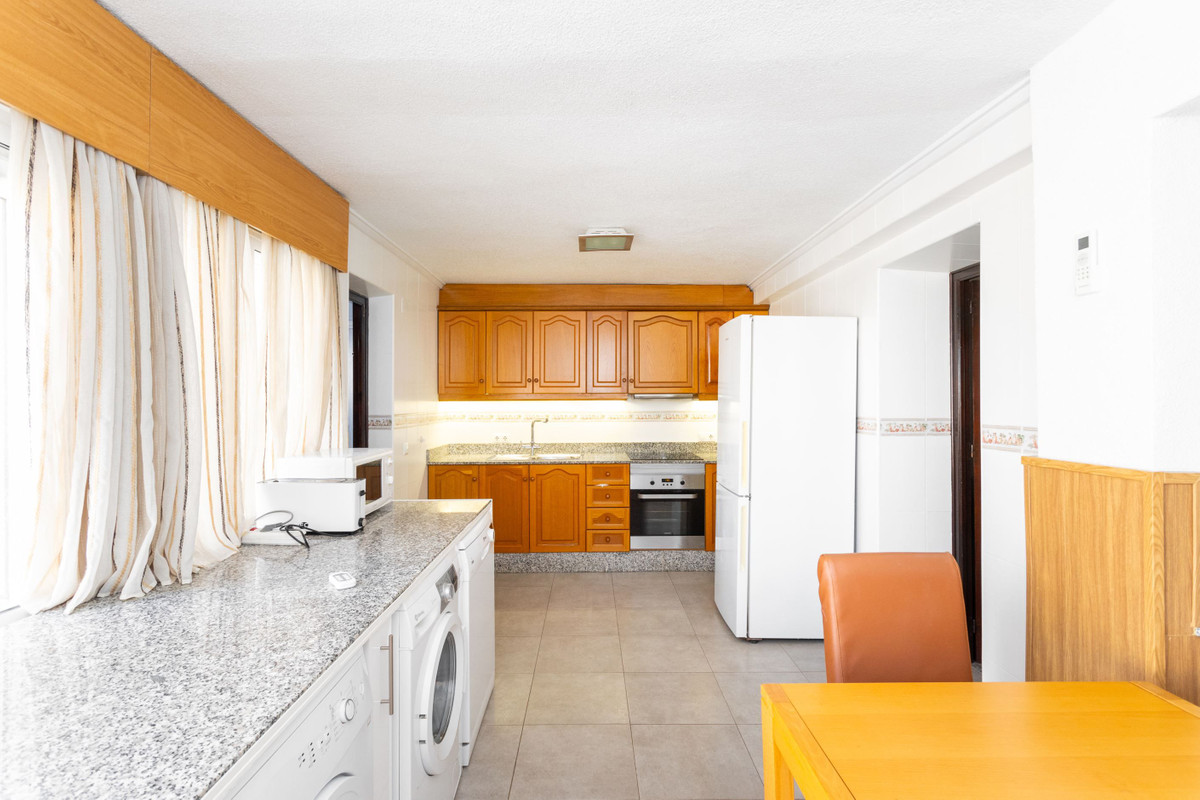For sale - 4 Bedroom 3 Bathroom House - Townhouse in Los Montesinos - Los Montesinos Centro  - Alicante