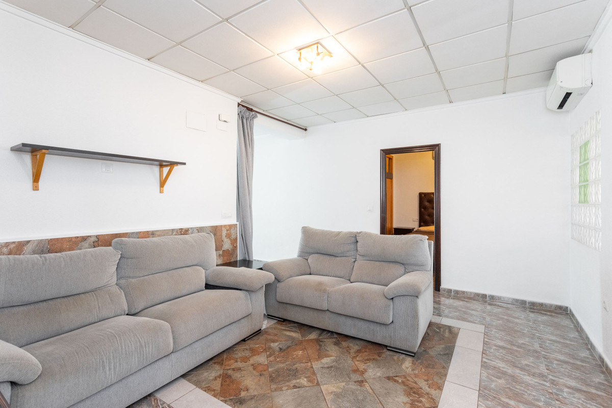 For sale - 4 Bedroom 3 Bathroom House - Townhouse in Los Montesinos - Los Montesinos Centro  - Alicante